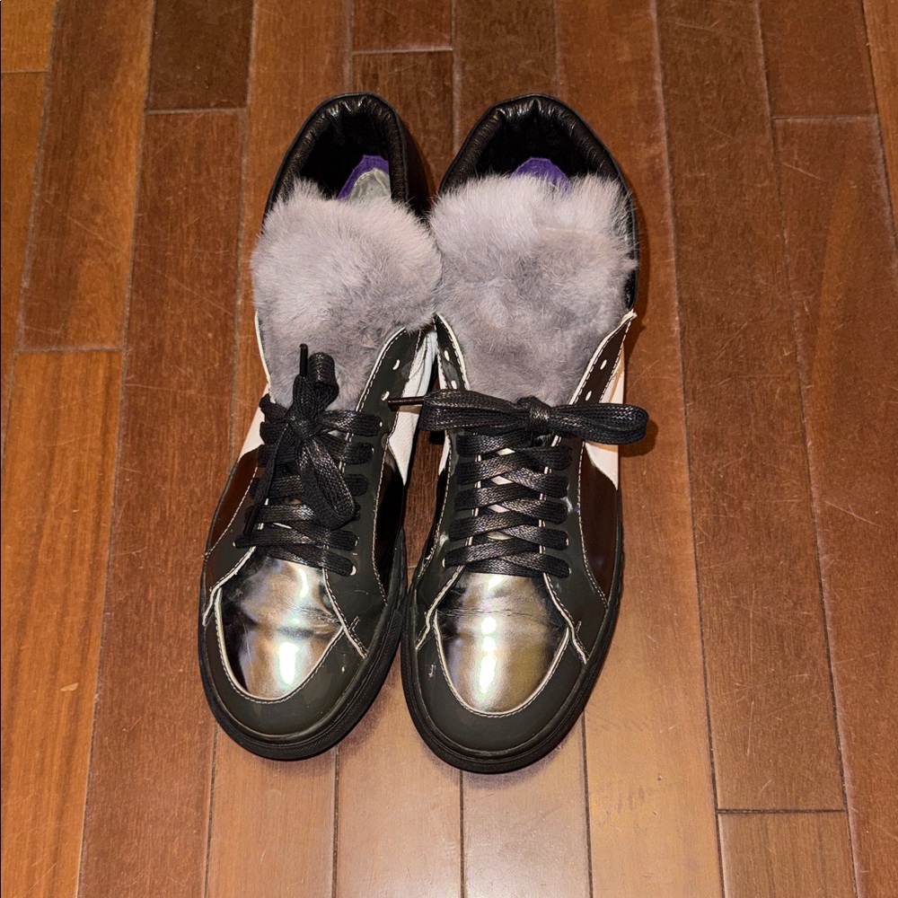 Sasha Fabiani Black Metallic Sneakers with Gray Fur